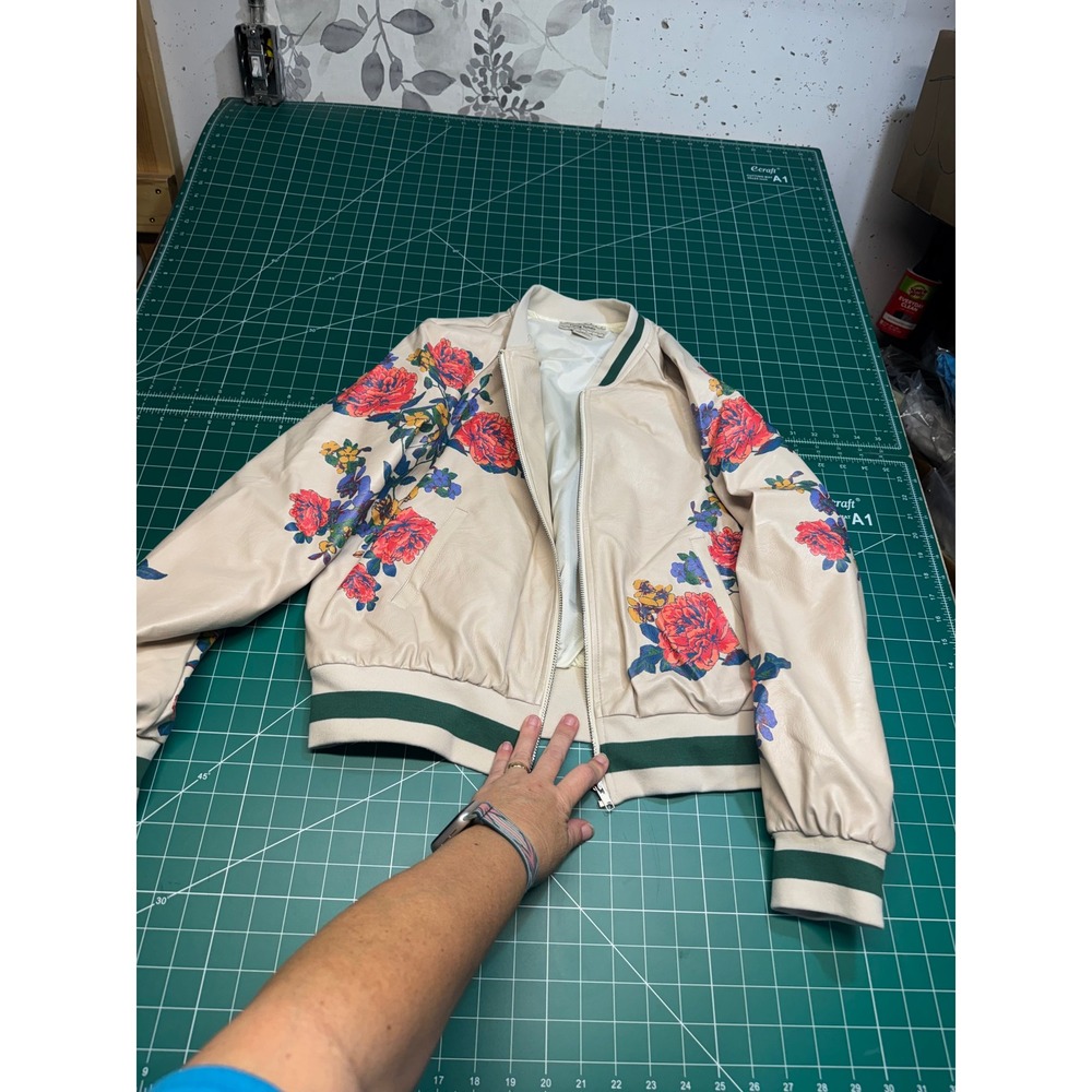 Flying Tomato Floral Faux Leather Bomber Jacket Cream Green Size L IJ9777